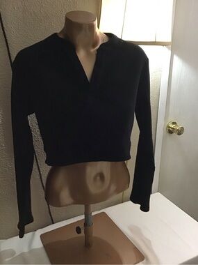 Target Black Cropped Long-Sleeve Knit Top